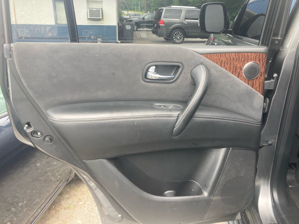 2018 Nissan Armada Image 20
