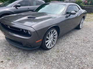 Image for 2015 Dodge Challenger SXT ID: 7433148