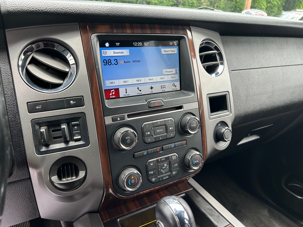 2017 Ford Expedition Image 24