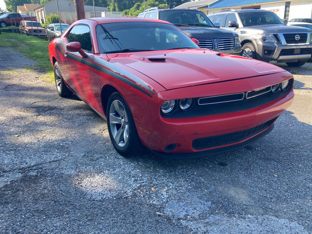 2015 Dodge Challenger Image 3