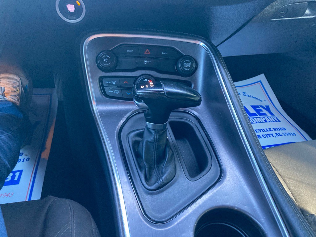 2015 Dodge Challenger Image 24