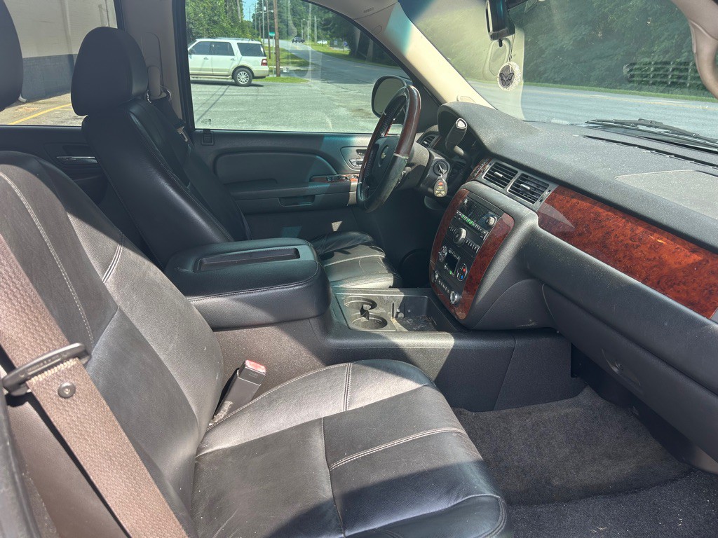 2009 Chevrolet Tahoe Image 17
