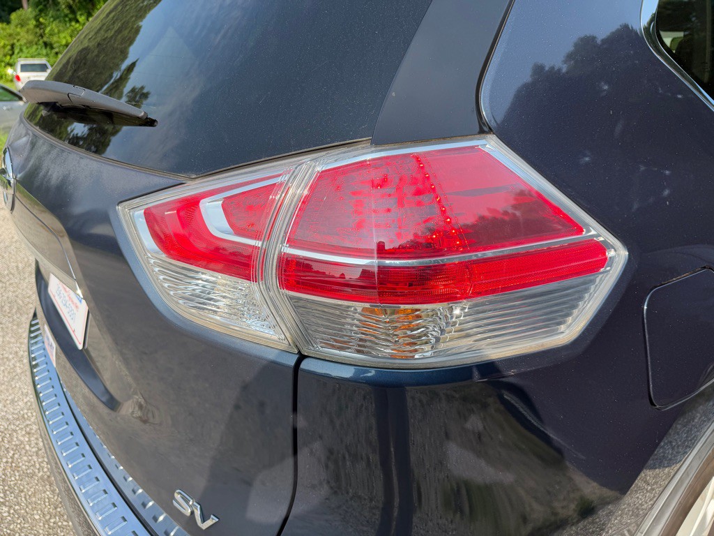 2016 Nissan Rogue Image 29