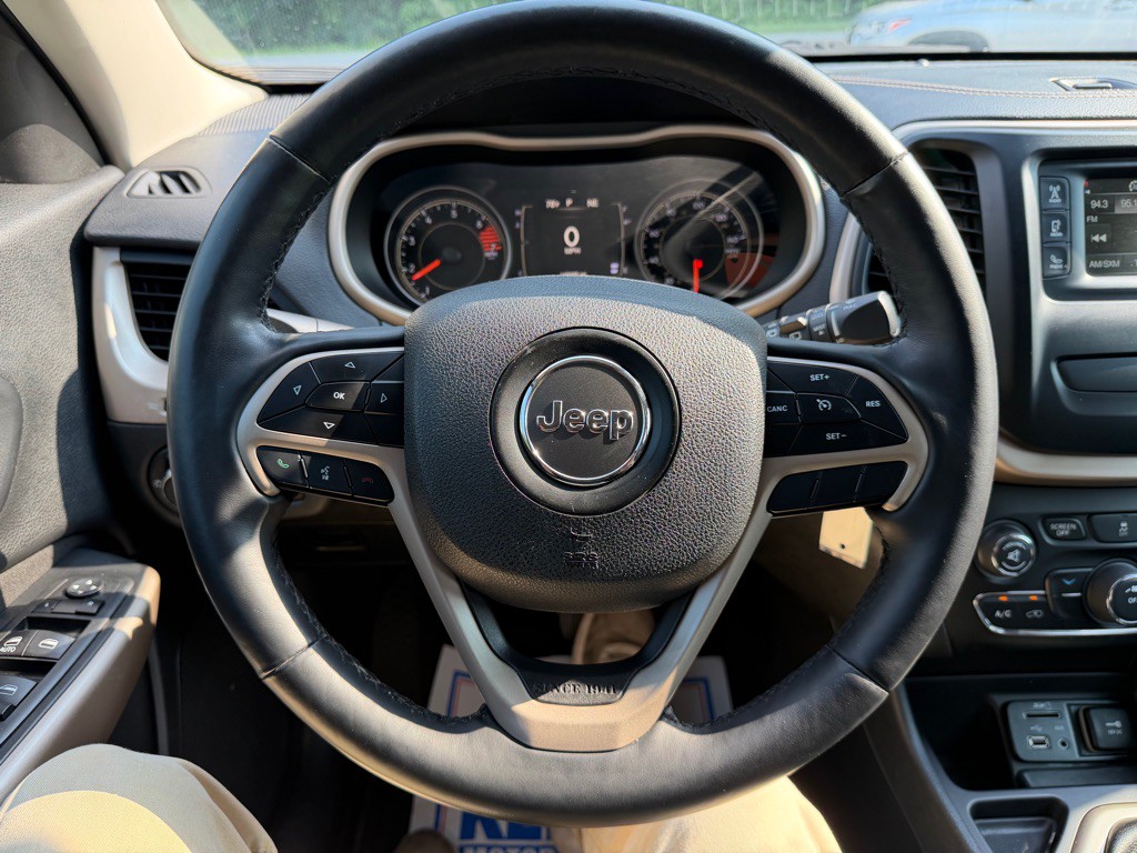 2018 Jeep Cherokee Image 30