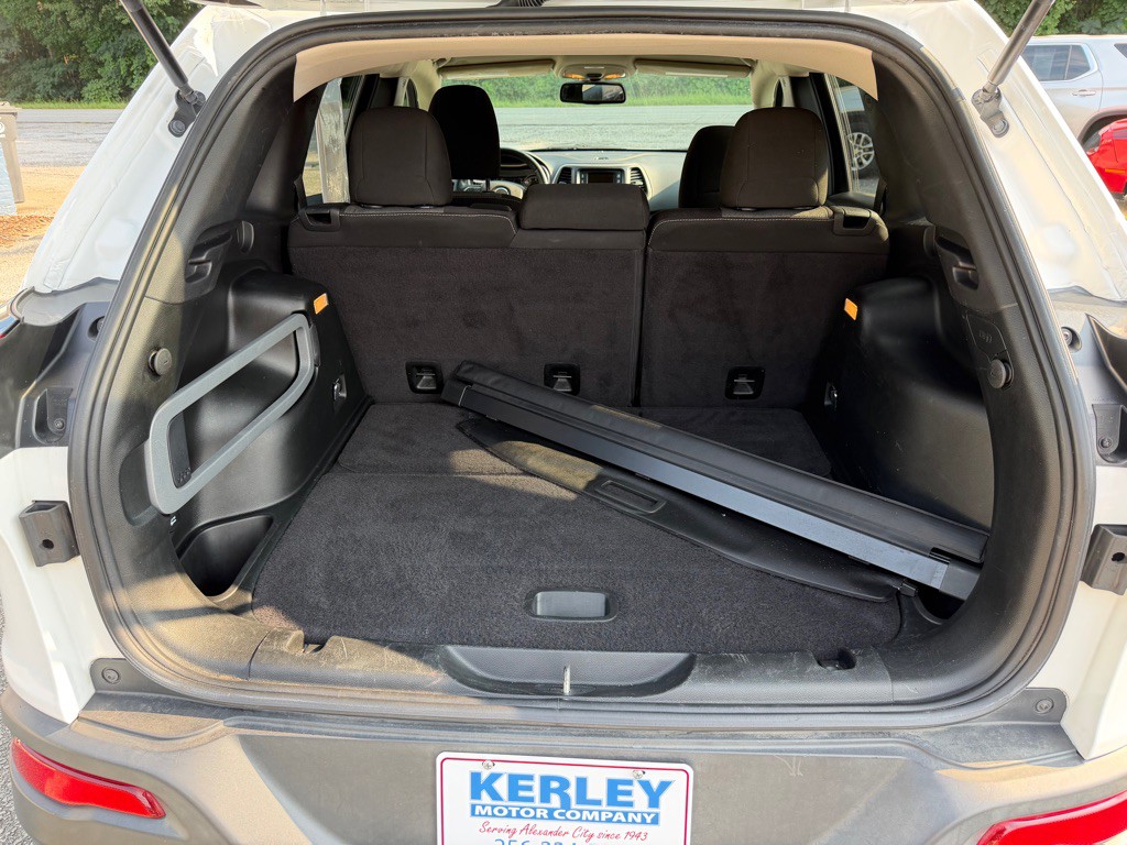 2018 Jeep Cherokee Image 32