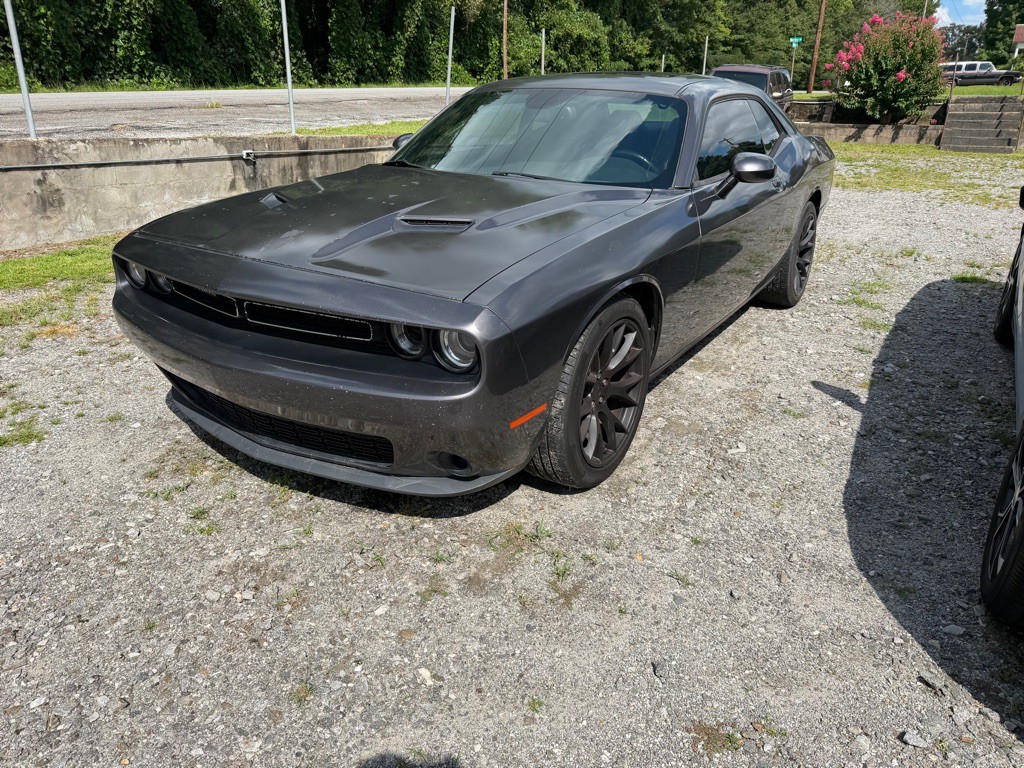 2015 Dodge Challenger Image 1