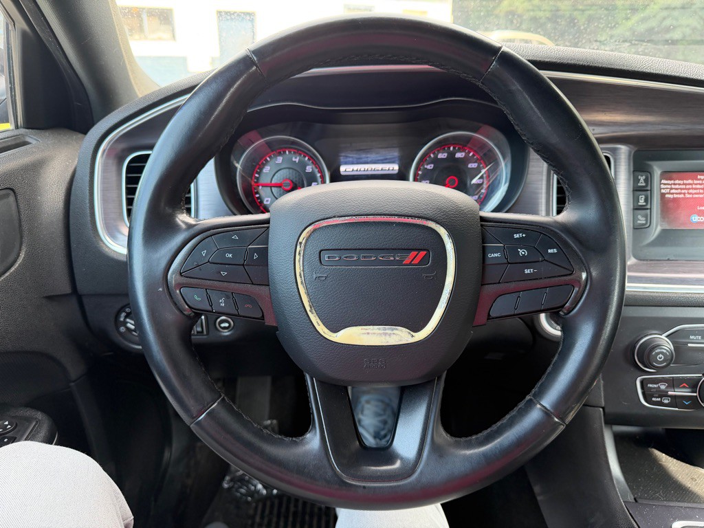 2017 Dodge Charger Image 21