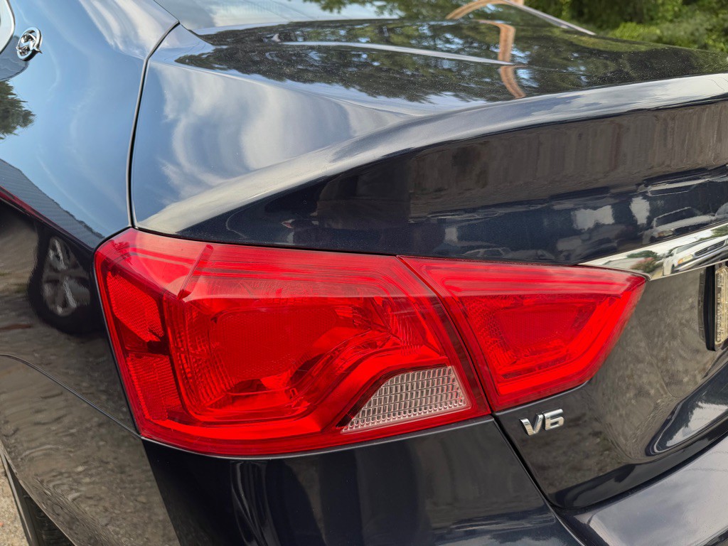 2019 Chevrolet Impala Image 10