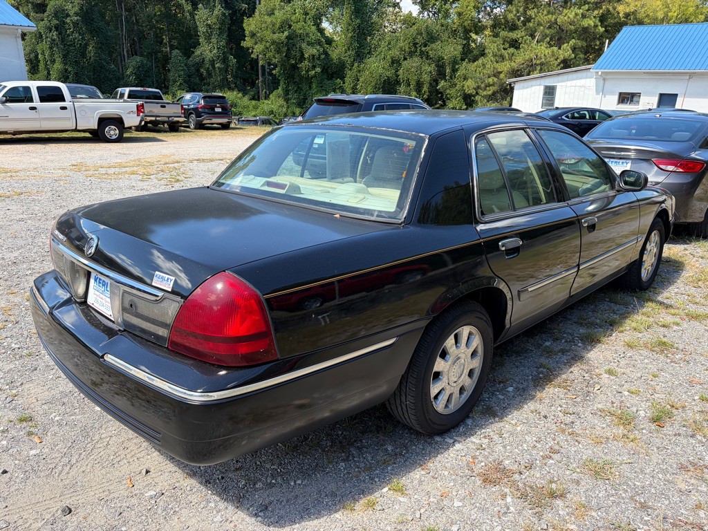 2008 Mercury Grand Marquis Image 4