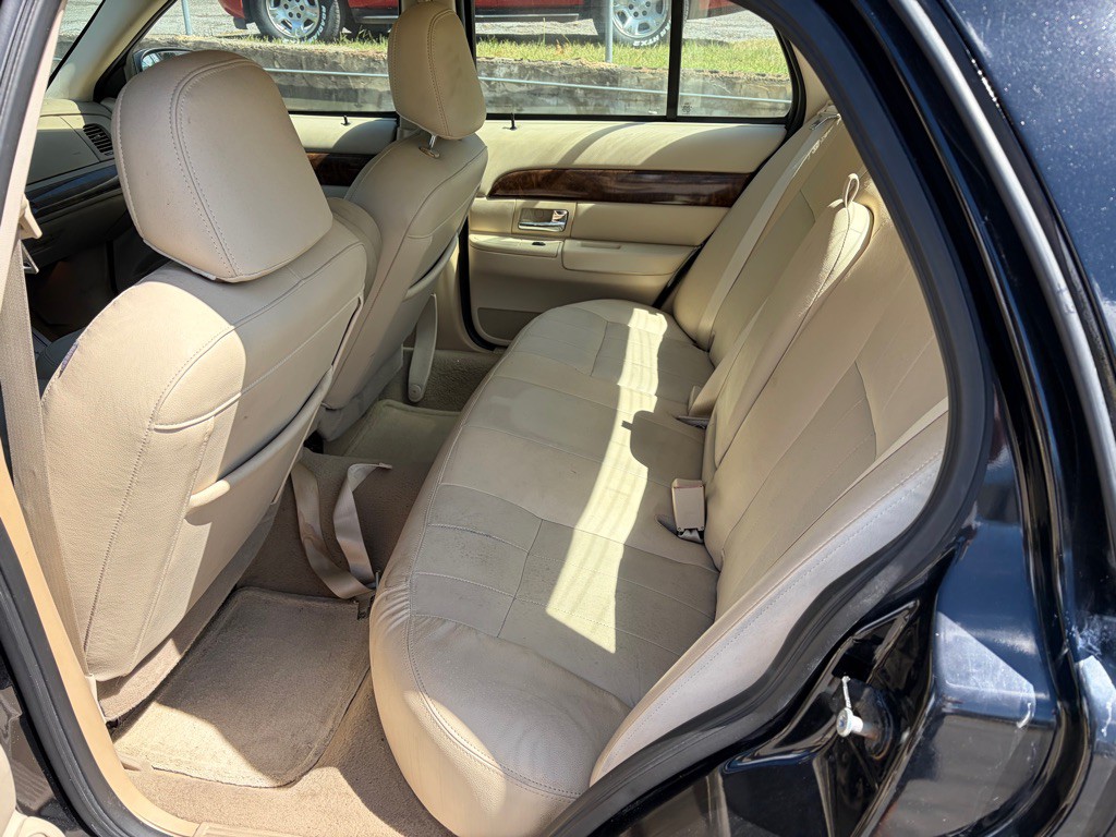 2008 Mercury Grand Marquis Image 14