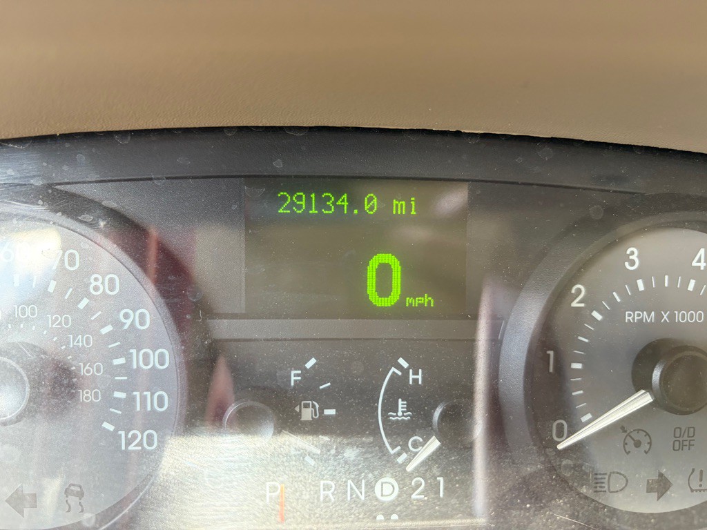 2008 Mercury Grand Marquis Image 23