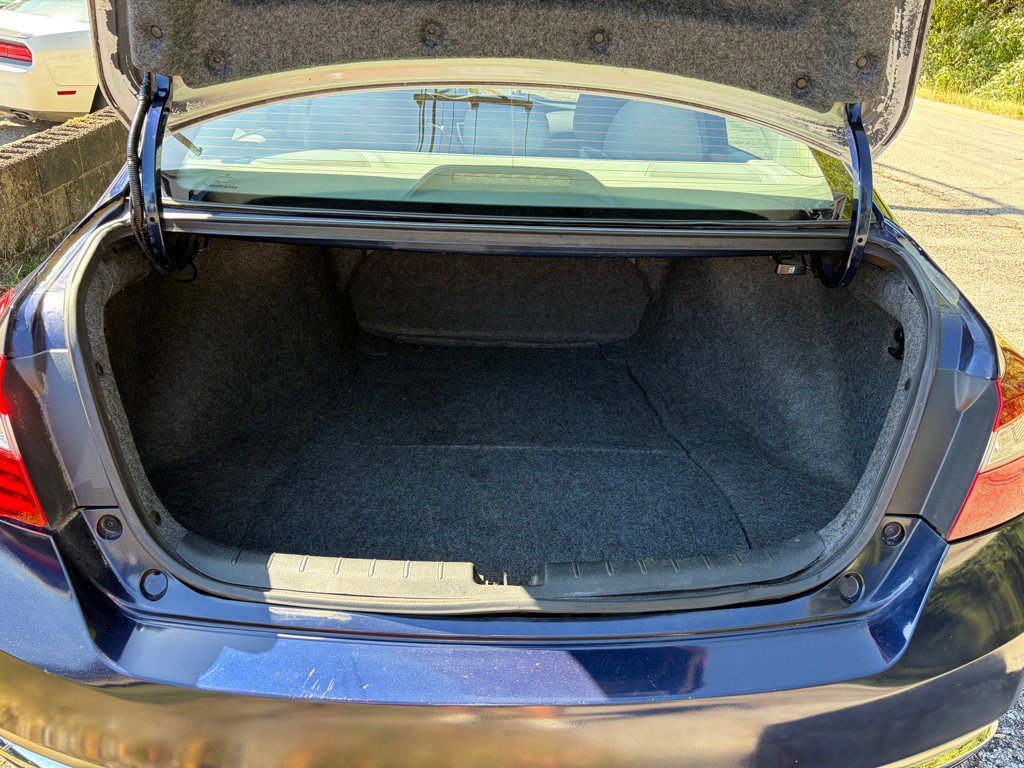 2017 Honda Accord Image 19