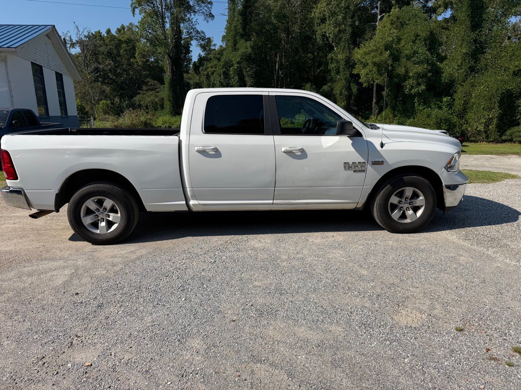 2019 RAM 1500 Image 4