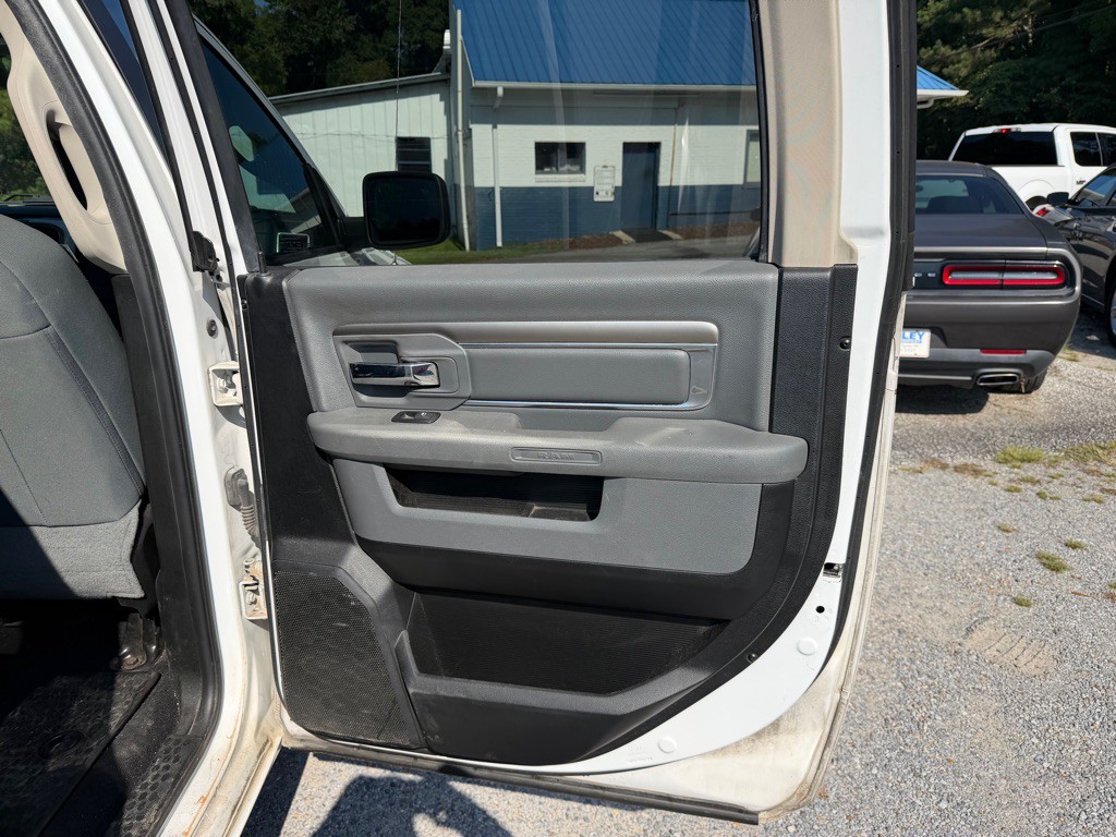 2019 RAM 1500 Image 14