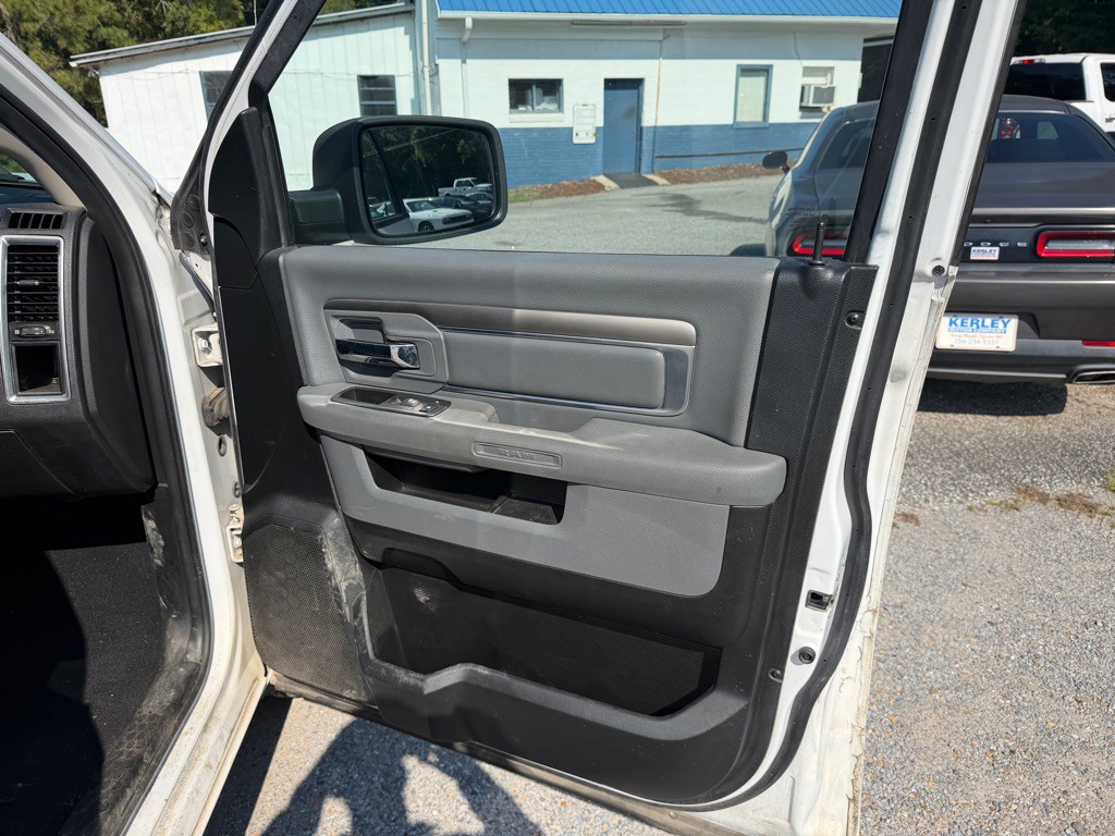 2019 RAM 1500 Image 17