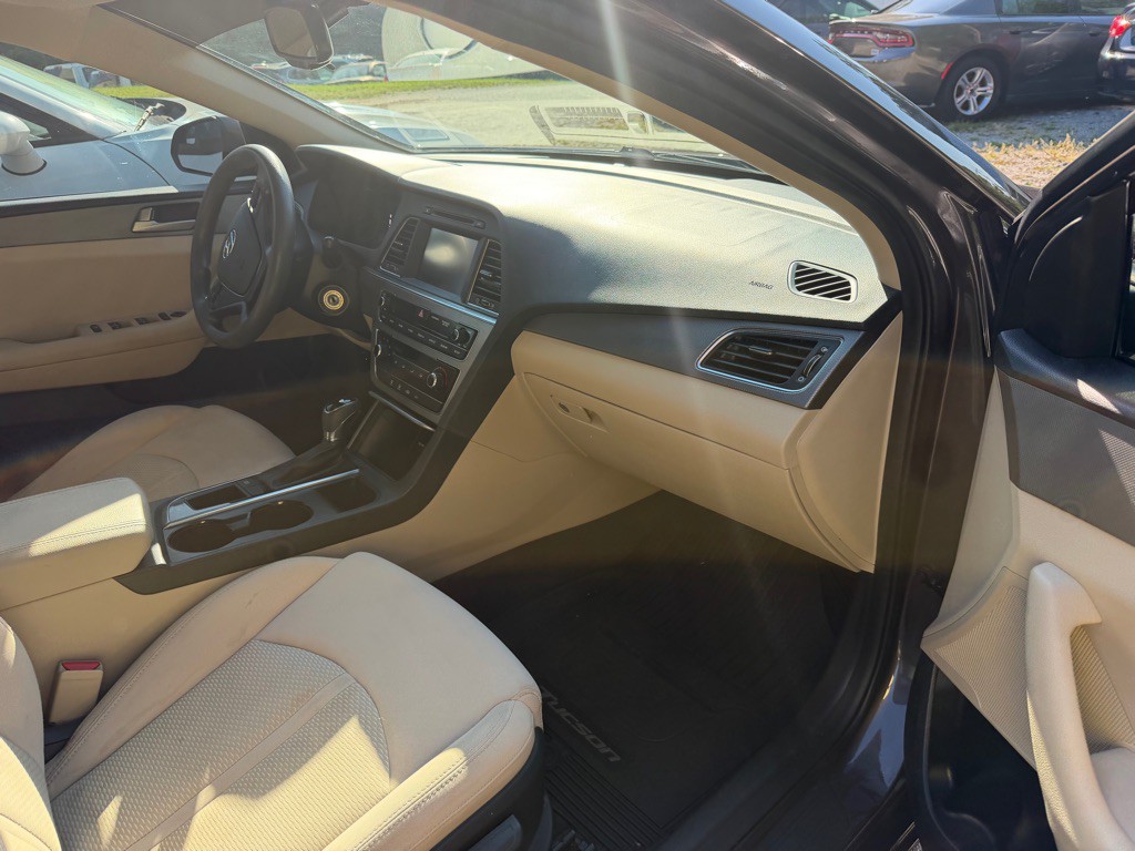 2016 Hyundai Sonata Image 15