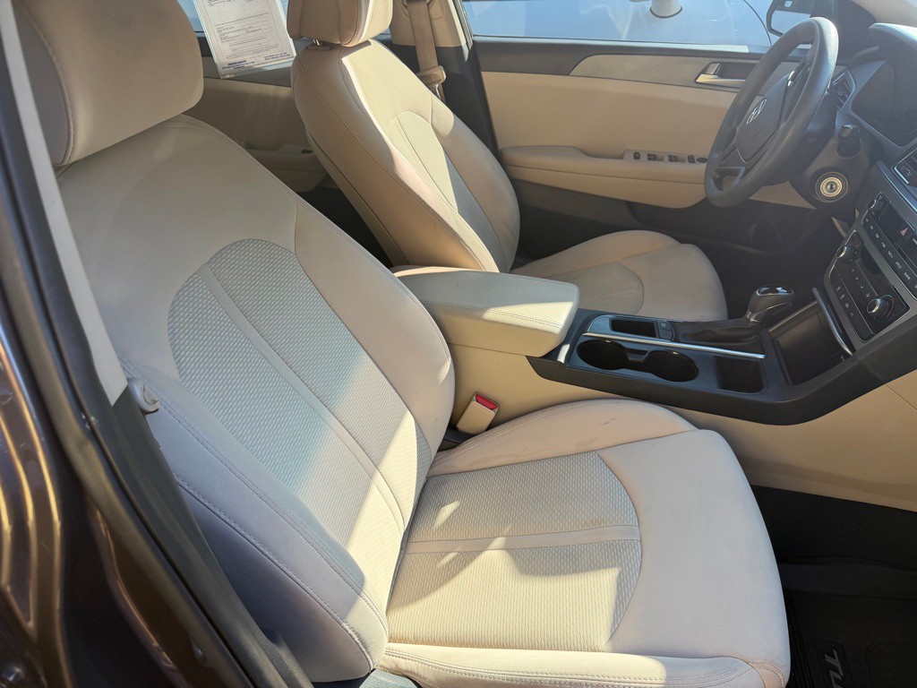 2016 Hyundai Sonata Image 16