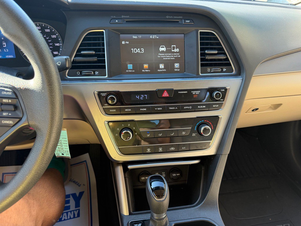 2016 Hyundai Sonata Image 20