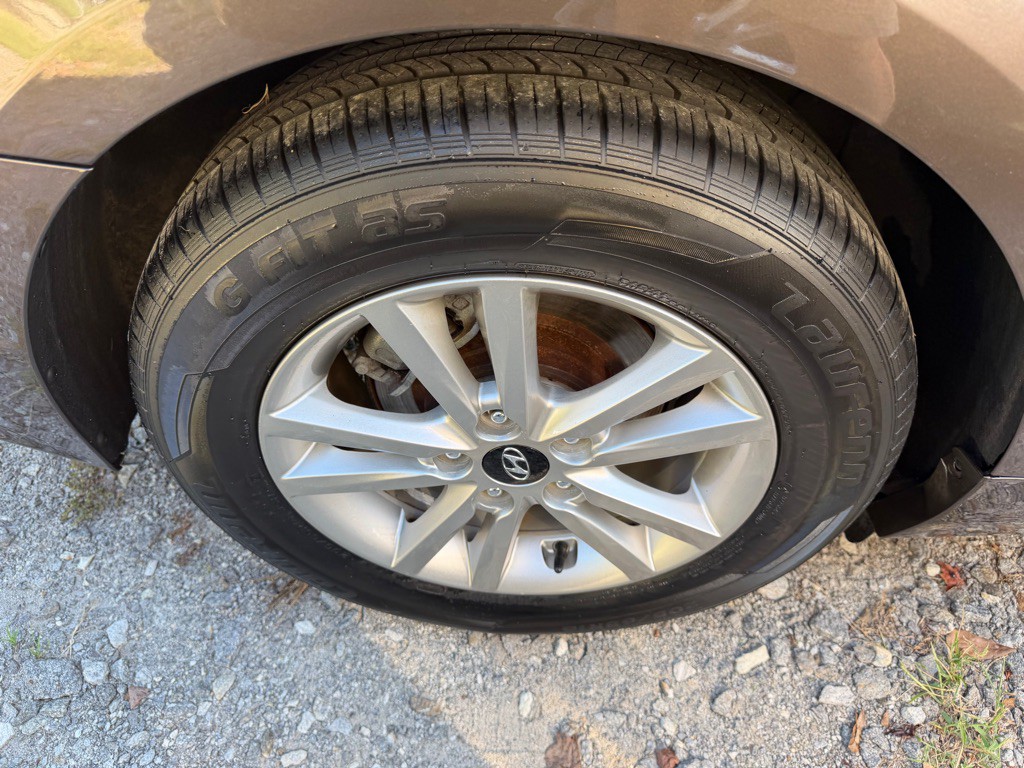 2016 Hyundai Sonata Image 32