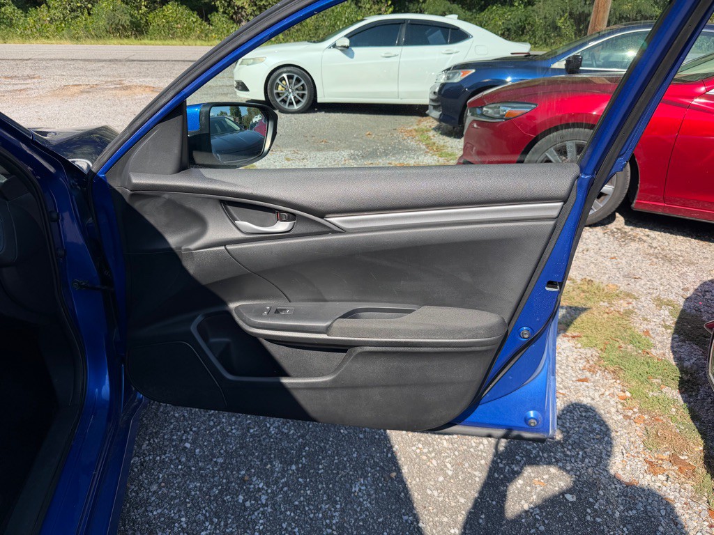 2016 Honda Civic Image 17
