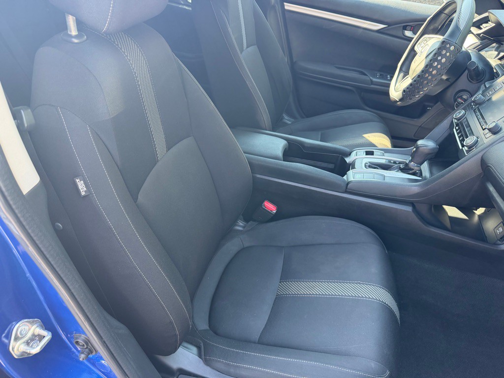 2016 Honda Civic Image 19