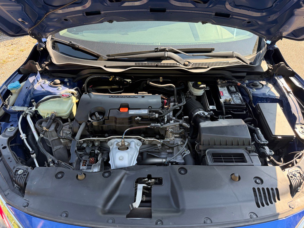 2016 Honda Civic Image 32