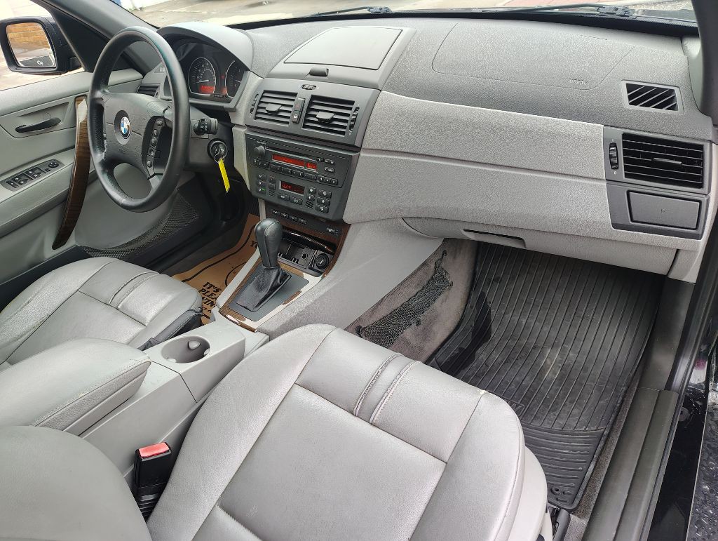 2004 BMW X3 Image 17