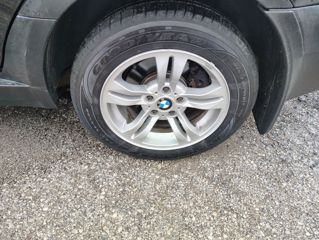 2004 BMW X3 Image 9