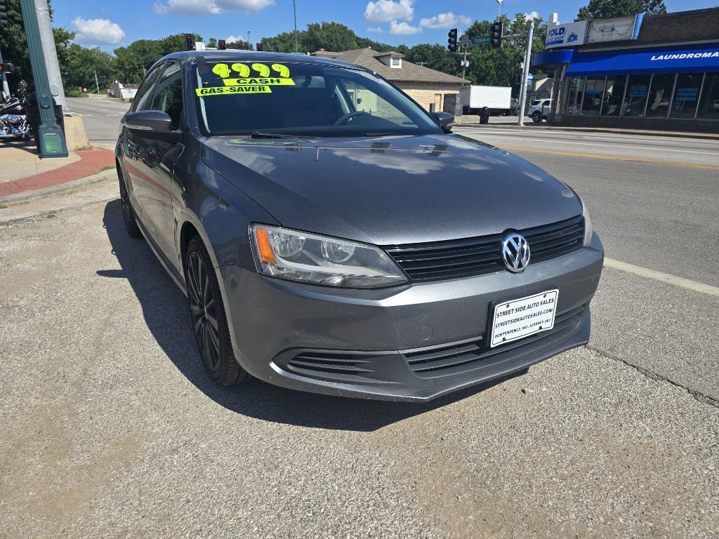 2014 Volkswagen Jetta Image 2