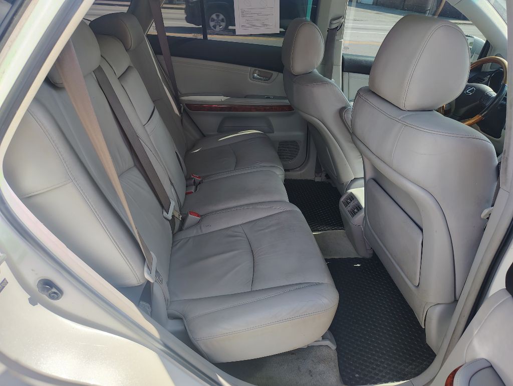 2009 Lexus RX Image 18