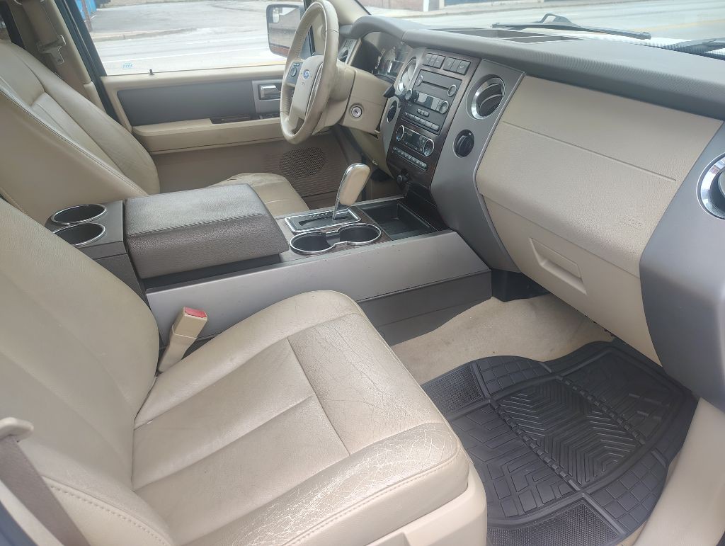 2012 Ford Expedition Image 11