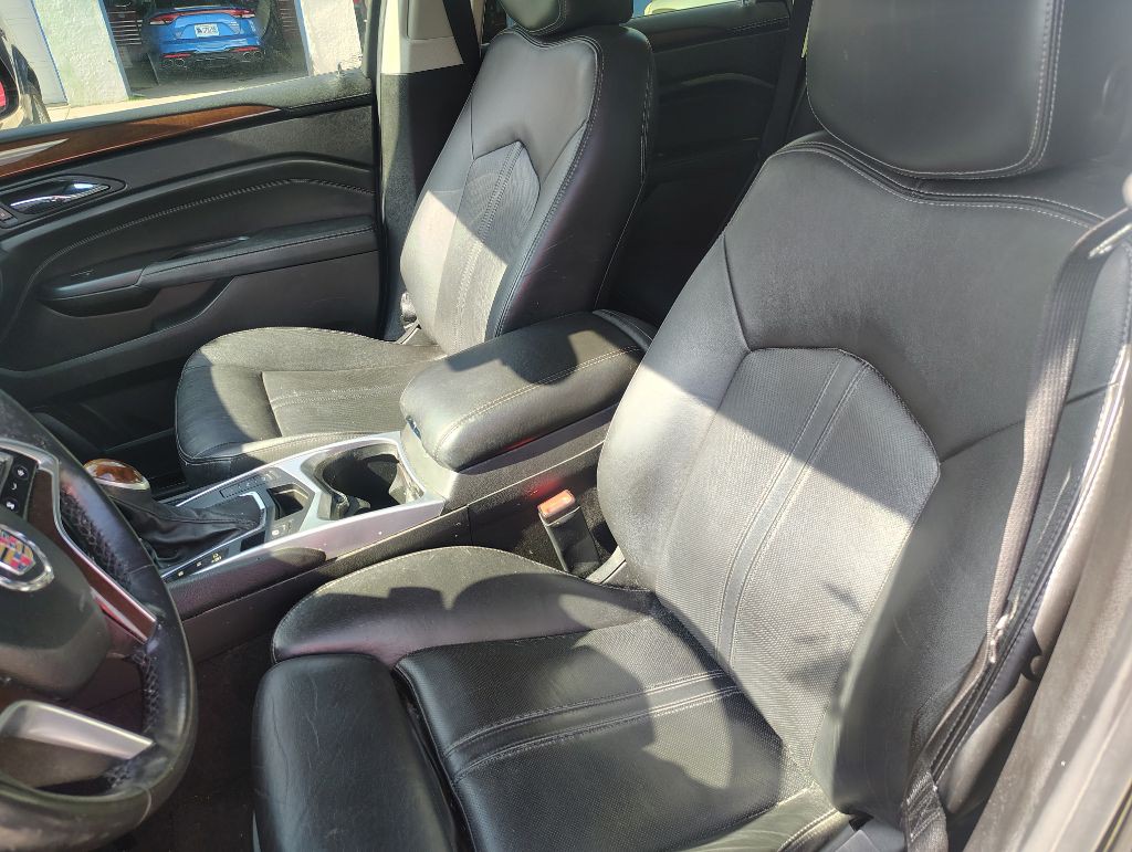 2013 Cadillac SRX Image 8