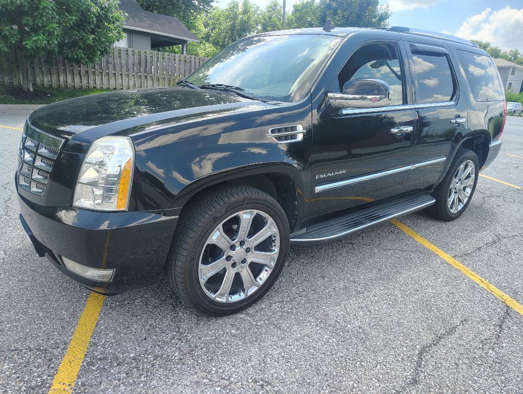 2012 Cadillac Escalade Image 7