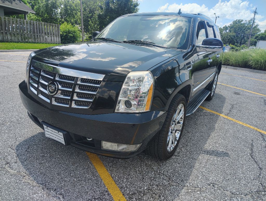 2012 Cadillac Escalade Image 11