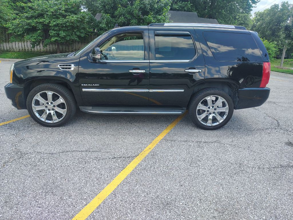 2012 Cadillac Escalade Image 6