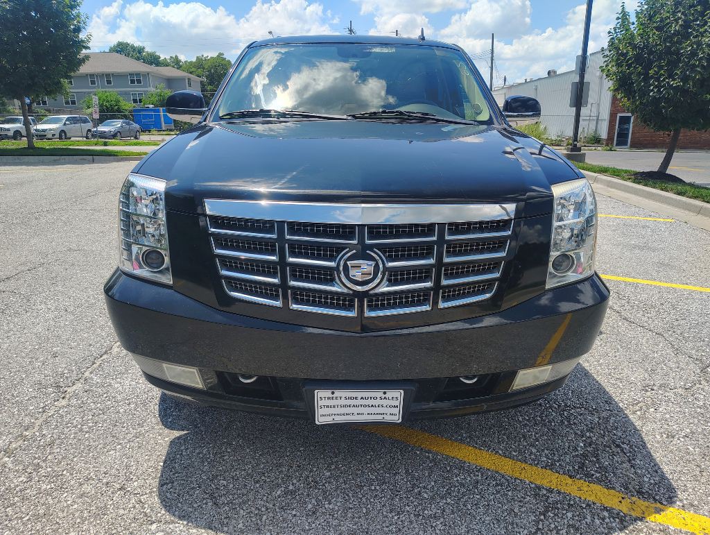 2012 Cadillac Escalade Image 7