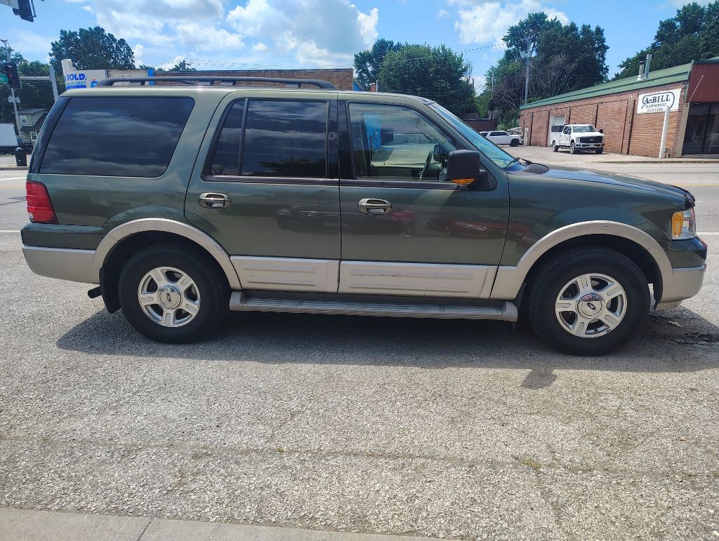2005 Ford Expedition Image 4