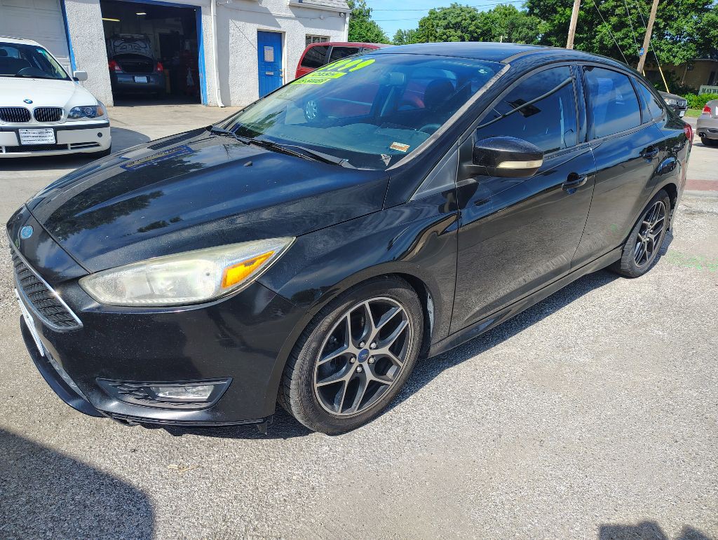 2015 Ford Focus Image 9