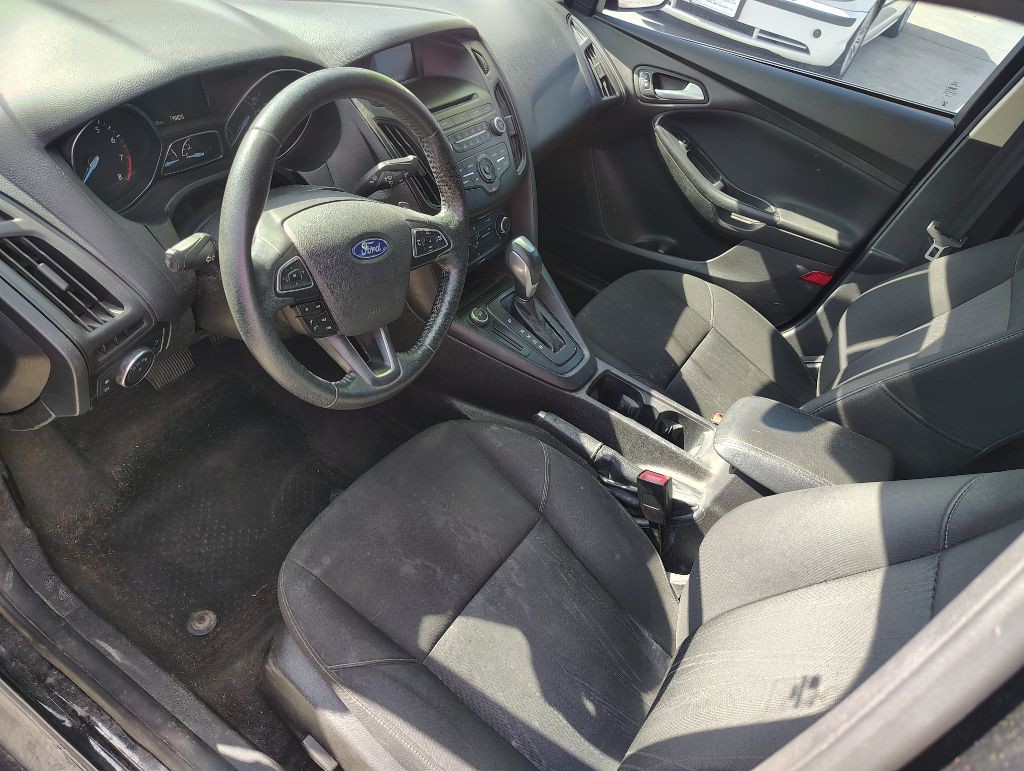 2015 Ford Focus Image 12