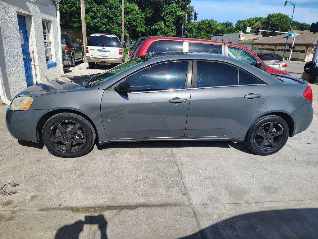 2009 Pontiac G6 Image 5