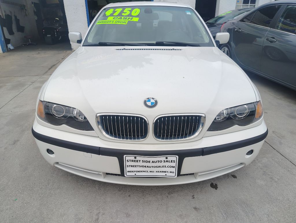 2004 BMW 3 Series Image 4