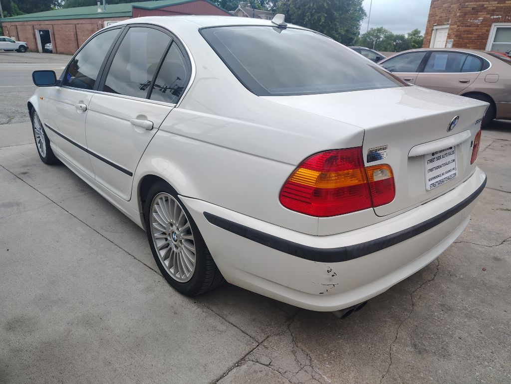 2004 BMW 3 Series Image 6