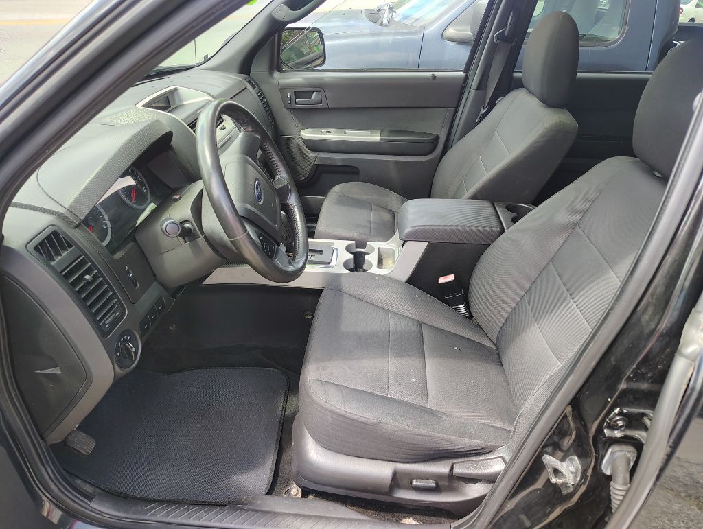 2011 Ford Escape Image 16