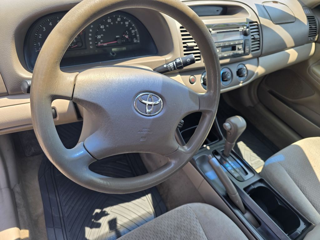 2003 Toyota Camry Image 13