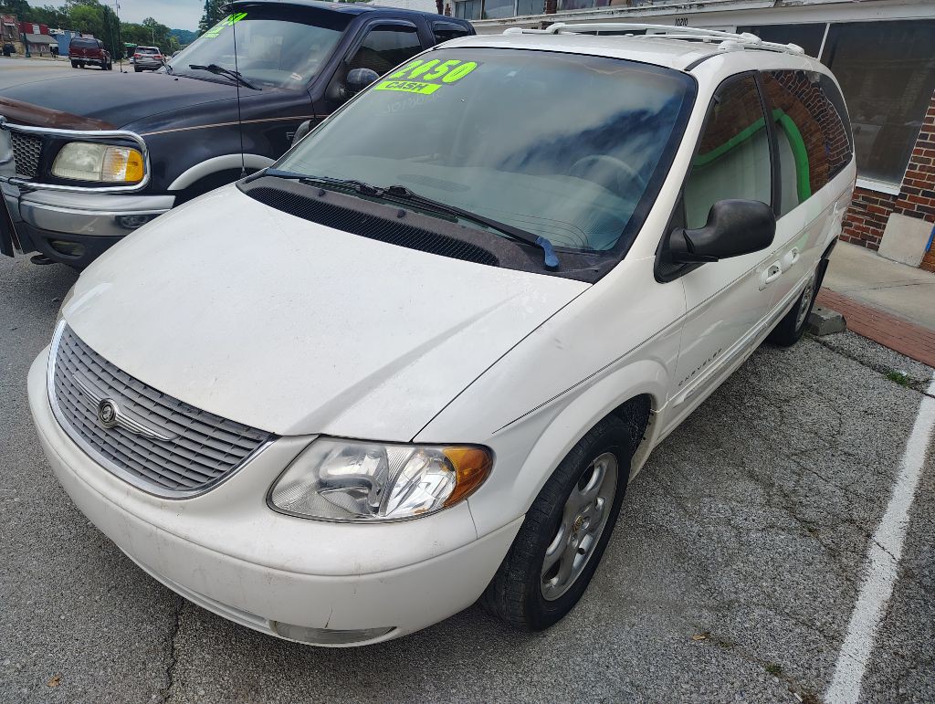 2001 Chrysler Town & Country Image 1