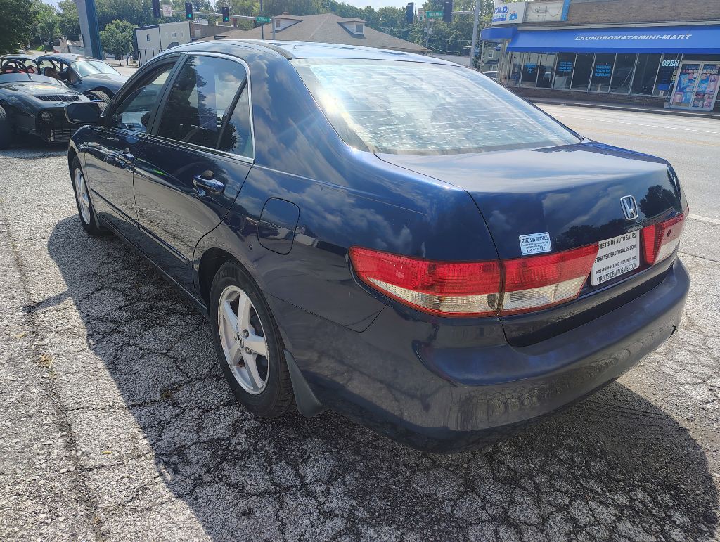 2004 Honda Accord Image 8
