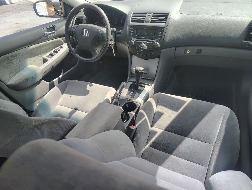 2004 Honda Accord Image 14