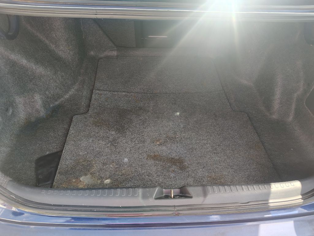 2004 Honda Accord Image 16