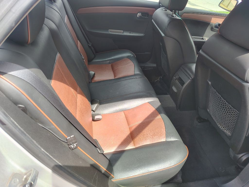 2009 Chevrolet Malibu Image 21