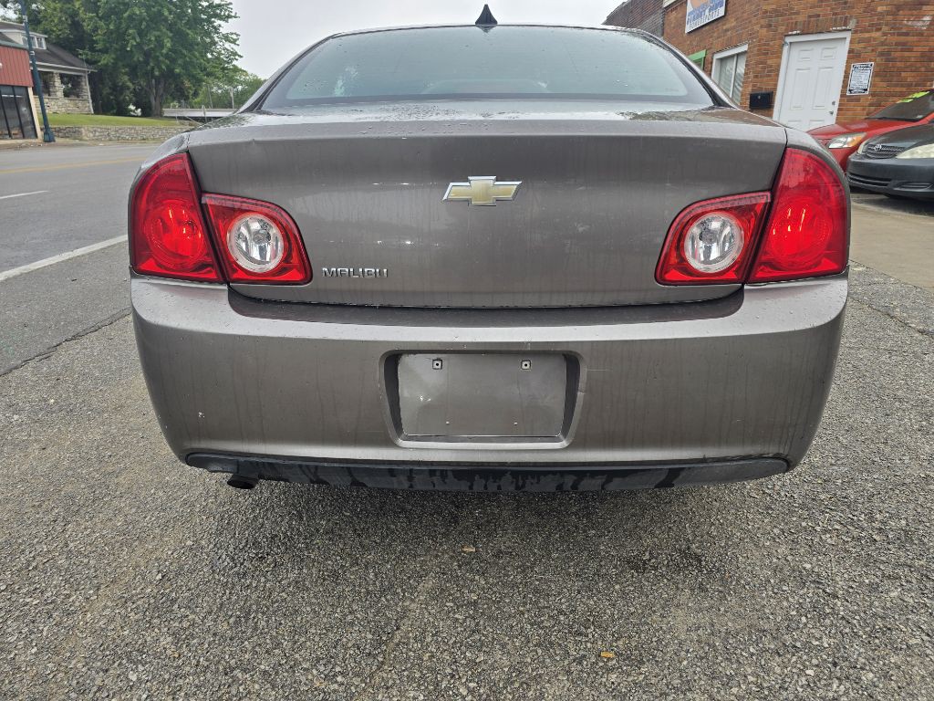 2012 Chevrolet Malibu Image 4